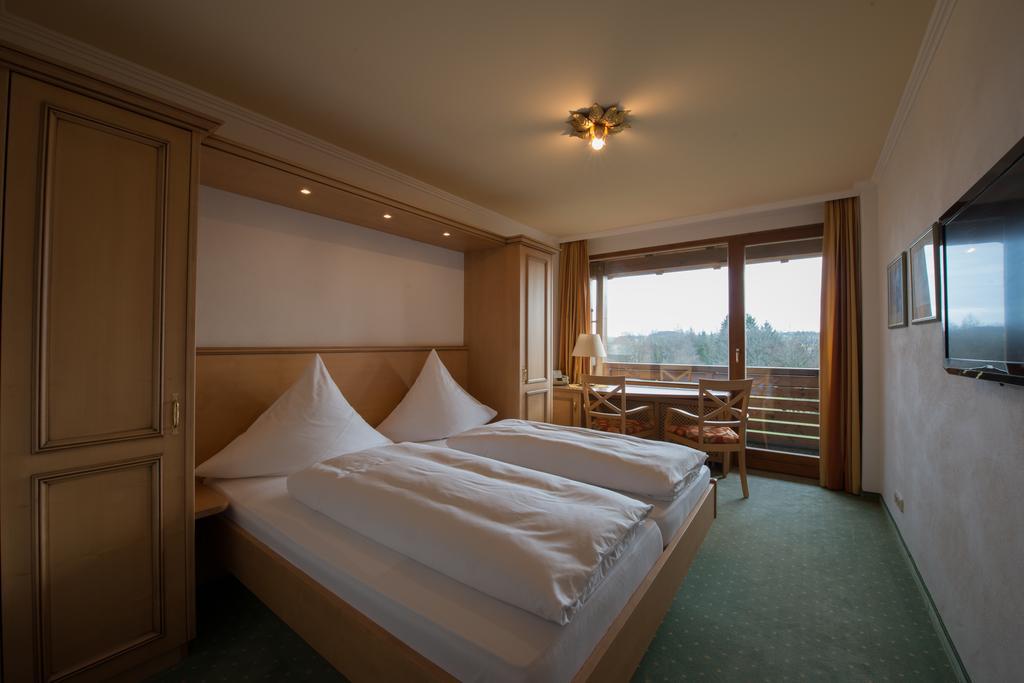 Hotel St. Ulrich Garni Ottobeuren Habitación foto